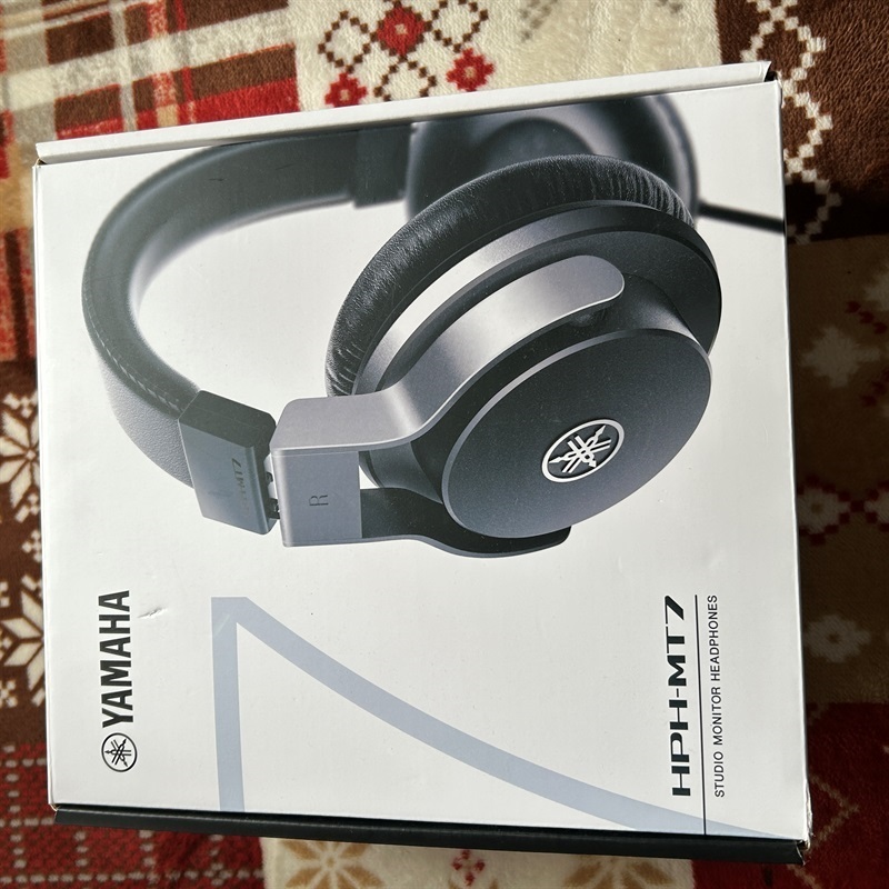 YAMAHA HPH-MT7の画像